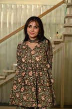 Green Floral Print Cotton Co-ord Set for Women – Peplum Kurta & Straight Pants