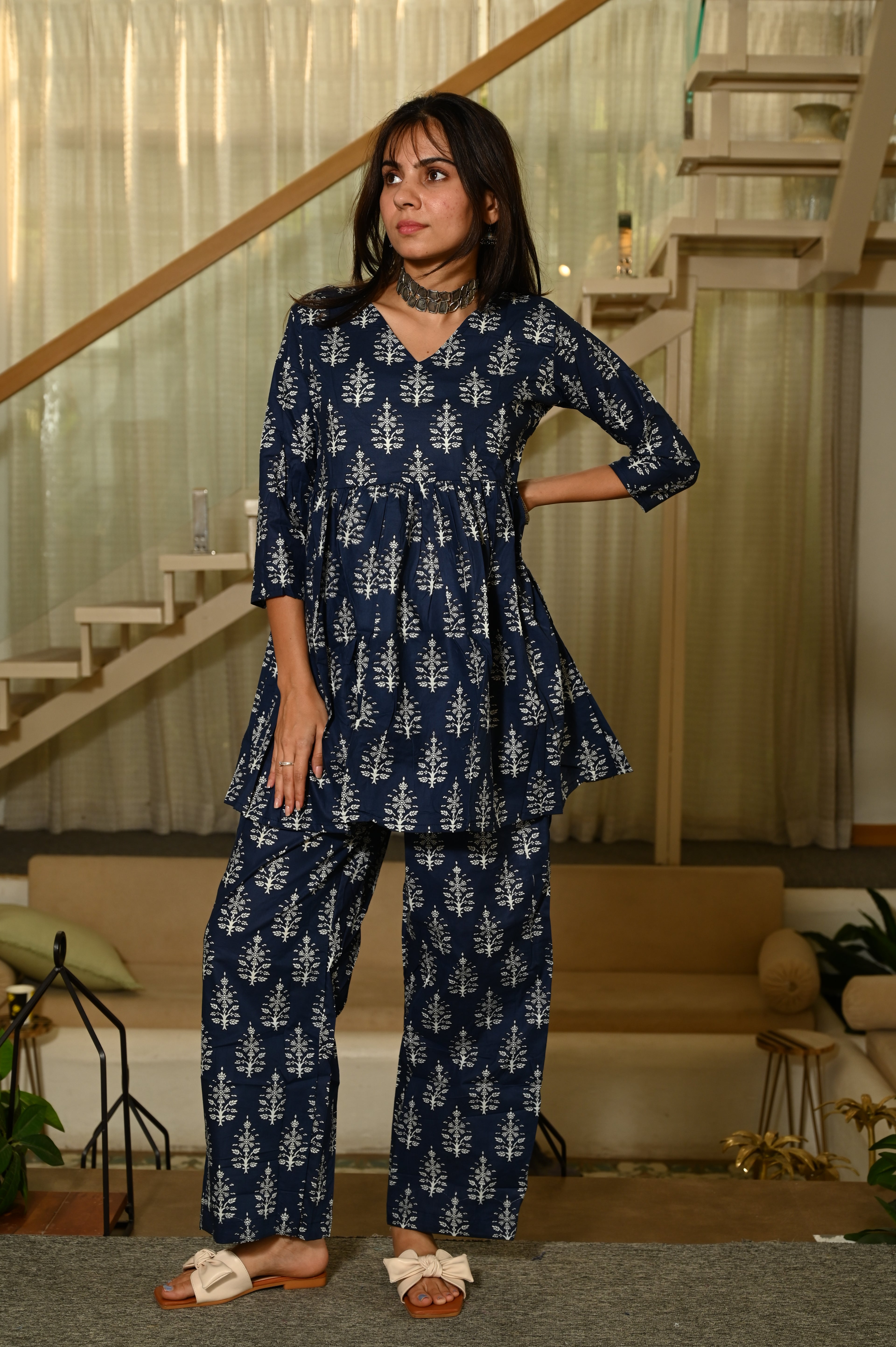 Black And Blue Floral Print Cotton Co-ord Set for Women – Peplum Kurta & Straight Pants