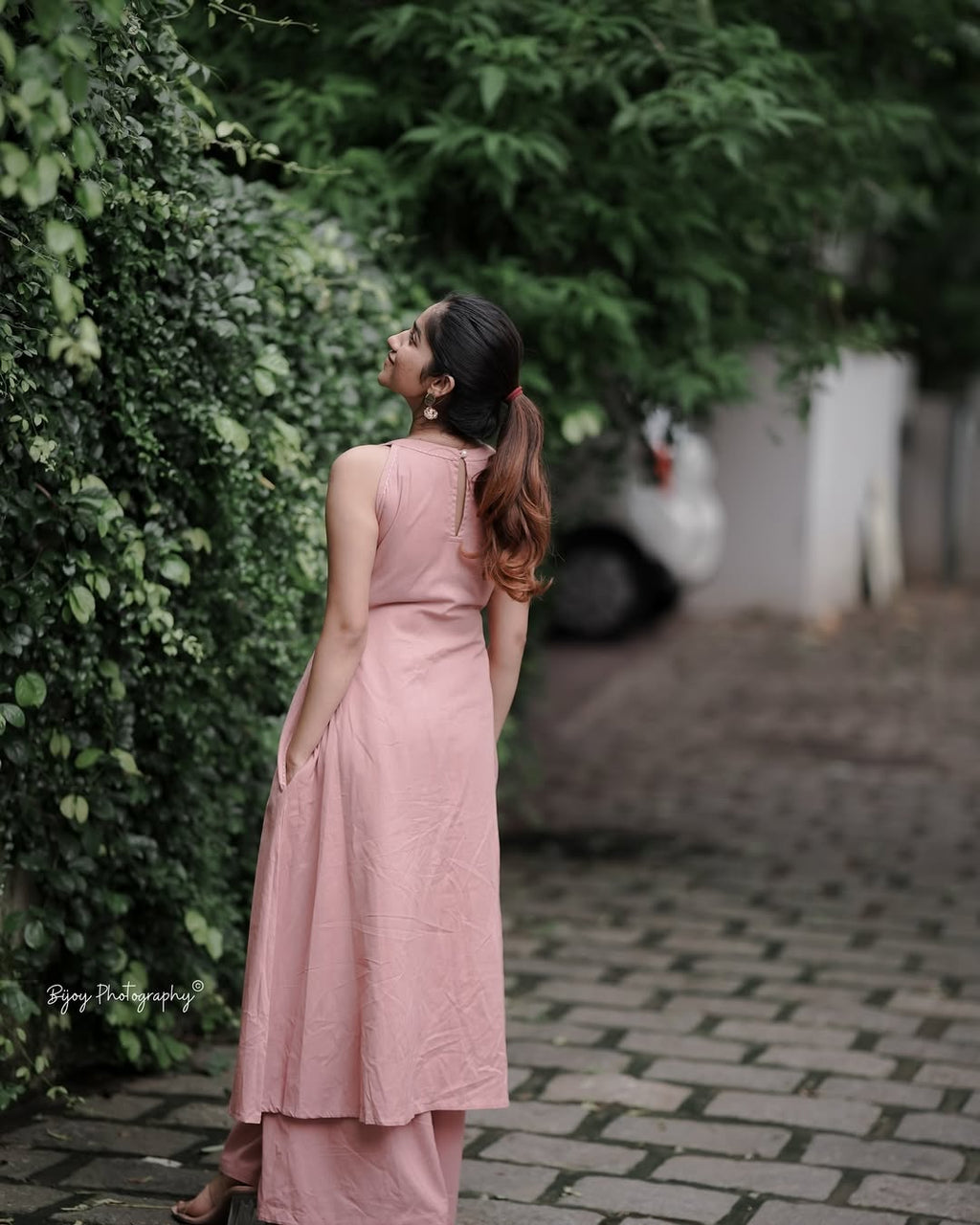Women's Cotton Plain Flared Sleeveless Kurta With Palazzo