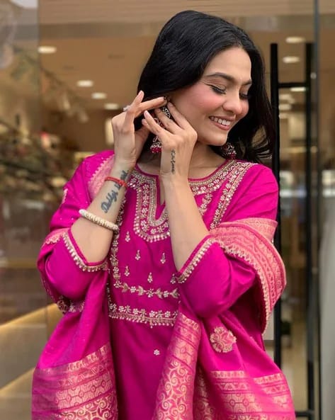Women's Viscose Silk Heavy Embroidered Straight Kurta With Trouser & Banarasi Jacquard Dupatta Set