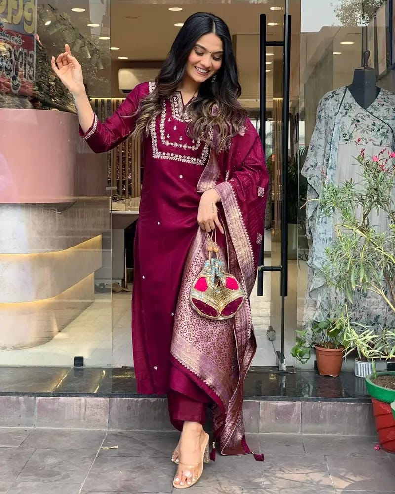Women's Viscose Silk Heavy Embroidered Straight Kurta With Trouser & Banarasi Jacquard Dupatta Set