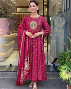 Women's Cotton Embroidered Anarkali Kurti With Malmal Dupatta Set