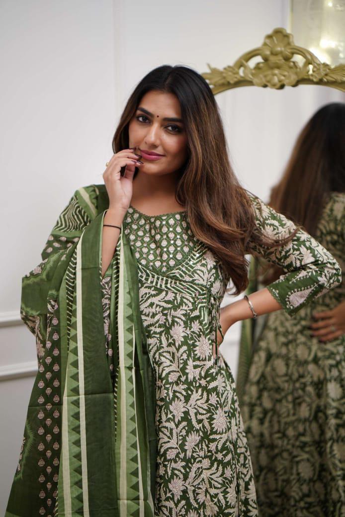 Women's Cotton Floral Printed Anarkali Kurti With Pant and Mulmul Dupatta Set