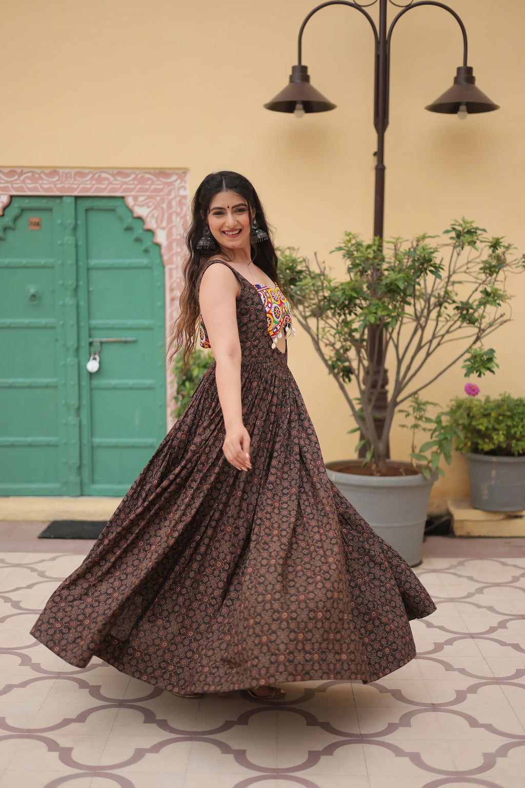 Black Faux Georgette Designer Gown – Fully Flared Elegant Party & Wedding Set